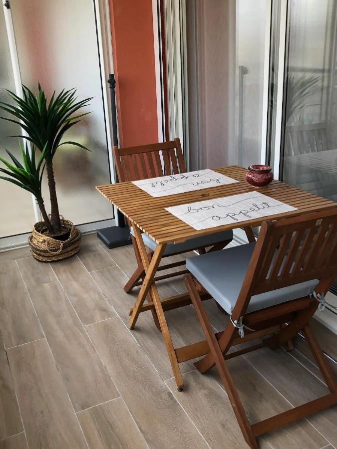 Cote D'Azur Joli Studio 50M Plage, Climatisation , Parking. Villeneuve-Loubet Exterior foto